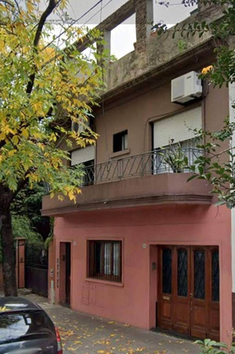 Imagen 1 de 12 de Uriarte Al 1900 Entre Nicaragua Y Soler, Palermo. Casa De 3 Plantas. 5 Ambientes. 4 Dormitorios, 2 En Suite. Superficie 170 M2. Pileta En La Parte Trasera De La Casa. 2 Cocheras. Dependencias