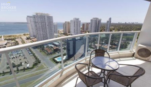 Apartamento En Alquiler  2 Dormitorios Y Medio-piso Alto Con Vista Al Mar 