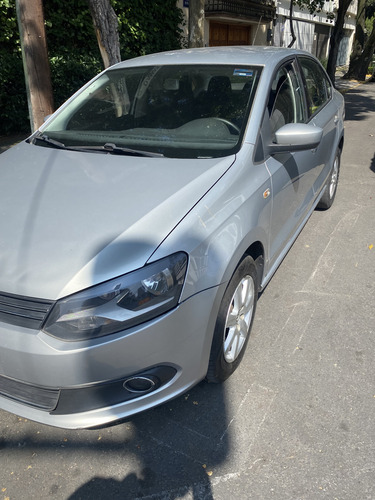 Volkswagen Vento 2.0 Highline Mt
