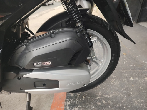 Imagem 7 de 15 de Honda Sh 150 Abs