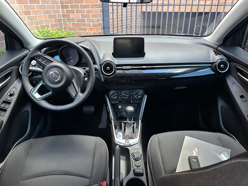 Mazda 2 Touring