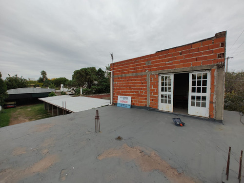 516 E/- 6bis Y 7. Vendo Local Y Cocheras S/ Lote 10 X 40 Mts. Retasado!! Oportunidad! Antes U$s 75.000.- Ahora U$s 59.000.-