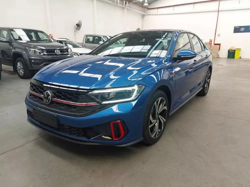 Imagen 17 de 25 de Volkswagen Vento 2023 2.0tsi Gli 230cv Dsg Entrega Inmediata