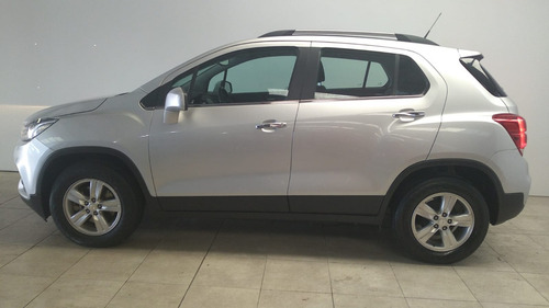 Imagen 2 de 10 de Chevrolet Tracker 1.8 4x2 Fwd Ltz Premier 2017
