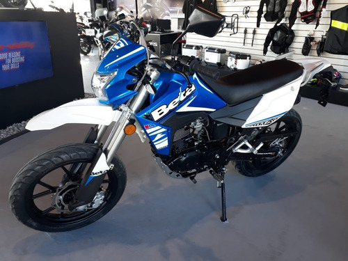 Imagen 2 de 9 de Nueva Beta M4 200 Motard Con 2 Años De Garantìa