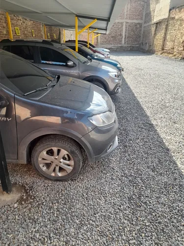 Amplio Lote 580m2. A Dos Cuadras Del Parque De La Villa Y Cerca A La Zona Bancaria Davivienda, Av Villas, Banco Caja Social, Actualmente Funciona Como Parqueadero.