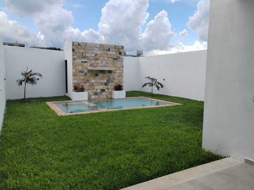 Casa En Venta En Privada Las Margaritas