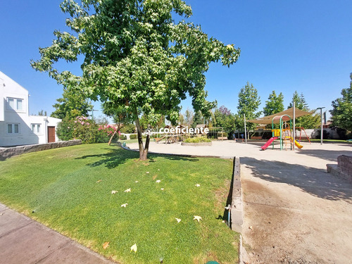 Oportunidad! Casa En Condominio 4d 3b