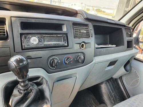 Imagen 8 de 13 de Ford Transit Chasis Diesel 2011