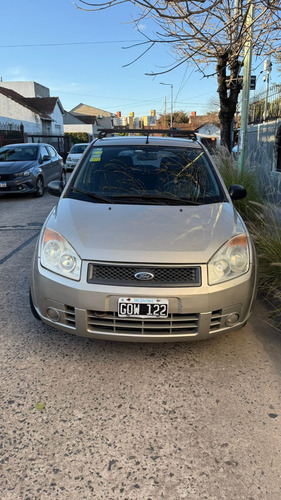 Ford Fiesta 1.6 Ambiente Mp3