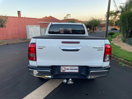 Toyota Hilux 2.7 SRV 4X2 CD 16V FLEX 4P AUTOMÁTICO