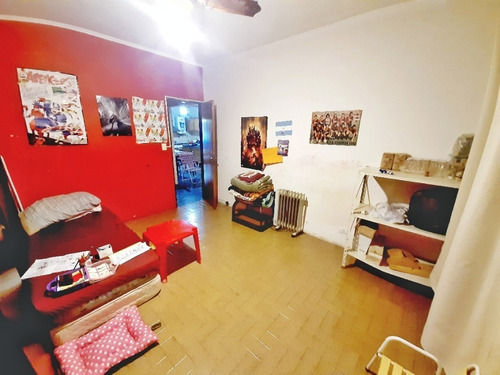 Casa 2 Dormitorios Cochera Doble O Local Con Depósito Jardín Terraza En Venta
