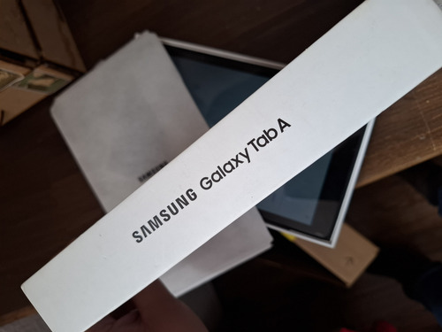 Tablet Samsung Galaxy Tab A 8.0 2019 Sm-t290 8 32gb (Usado)