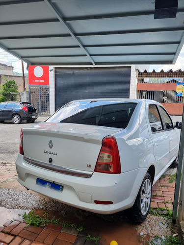 Renault Logan 1.6 16v Expression Hi-flex Aut. 4p