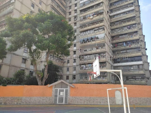 Apartamento En Venta, La Quebradita I I