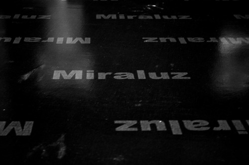 Fenolico Plastificado Negro Miraluz - 18 Mm X 1.22x2.44 Mts