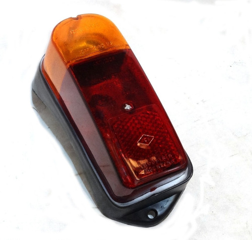 Faro Trasero Fiat 600 Base Negra