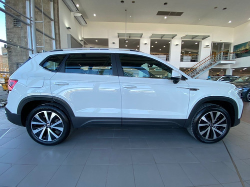 Imagen 4 de 15 de Volkswagen Taos 1.4 250 Tsi Highline Lucas Semini 1