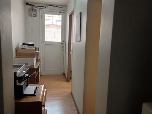 Casa En Venta De 4 Dorm. En Las Condes