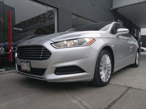 Imagen 2 de 15 de Ford Fusión Se Híbrido 2015