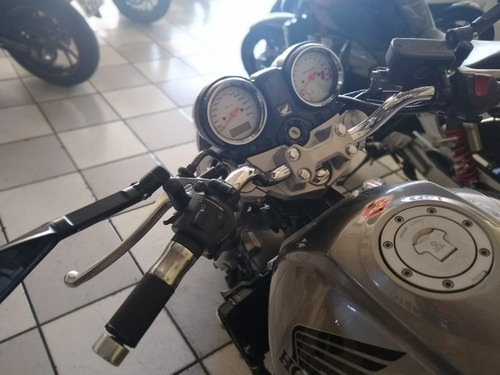Hornet 600