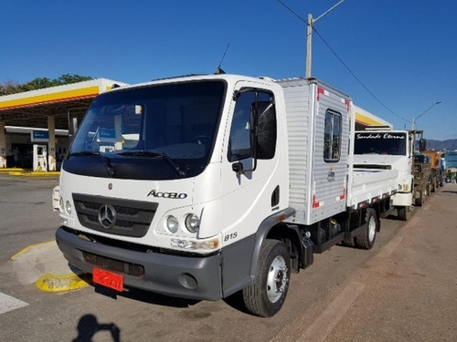 Acello 815 Ano 2018 Cabine Suplementar Cabine Auxiliar