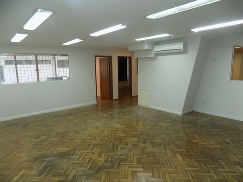 Excelente Local Con Garaje 213 M2 Ideal Oficina O Comercio