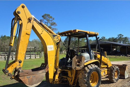 Retroexcavadora Caterpillar 420d Año 2003 4x4 Doble Traccion