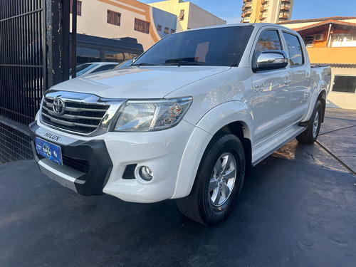 Toyota Hilux 2.7 Srv Cab. Dupla 4x4 Flex Aut. 4p