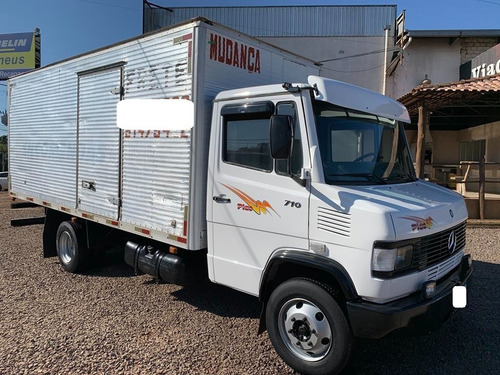 Imagem 12 de 13 de M.benz Mb 710 Ano 2001 Bau R$ 85.000,00
