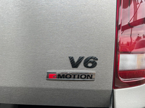 Imagen 14 de 25 de Volkswagen Amarok V6 Higline 258 Cv Ma