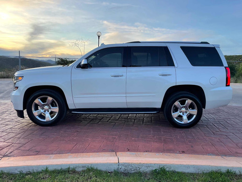 Imagen 2 de 15 de Chevrolet Tahoe 2017 5.4 Premier Piel 4x4 At