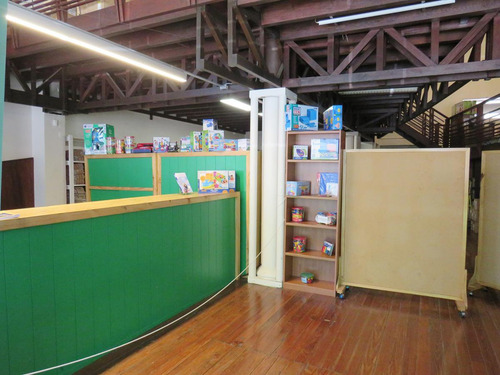 Venta Excelente Casa De 6 Dormitorios Y Dos Edificios Comerciales Centro. Dos Padrones