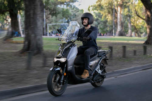 Imagen 10 de 21 de Moto Eléctrica Super Soco Cpx 4000w Concesionario Oficial
