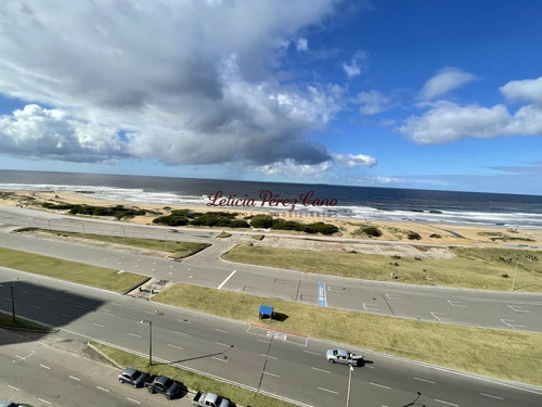 Imagen 16 de 26 de Vendo Apartamento De 1 Dormitorio Y Medio Reciclado En Playa Brava