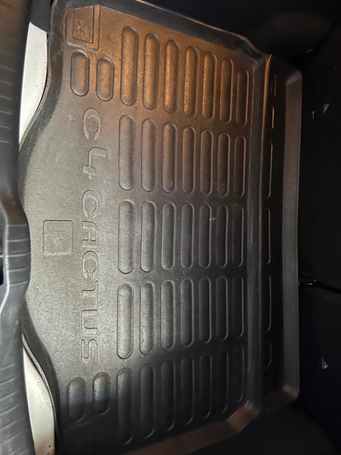 Imagen 12 de 15 de Citroën C4 Cactus 2017 1.2 Puretech 110 At6 S&s Shine