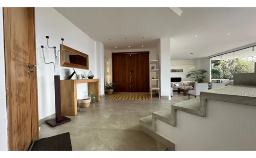 Rhbr-11696 Casa De 2 Niveles (las Palmas)