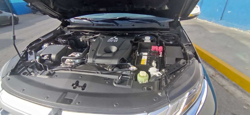 Imagen 7 de 10 de Mitsubishi L200 Sportero