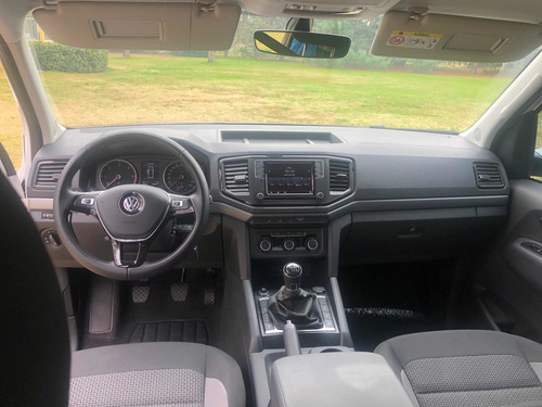 Imagen 11 de 12 de Volkswagen Amarok 2021 2.0 Cd Tdi 180cv Comfortline 4x4