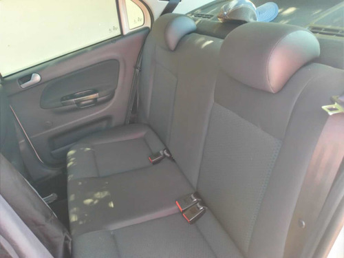Imagem 5 de 7 de Volkswagen Voyage 1.6 Trendline, Flex