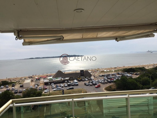 Apartamento En Excelente Torre Frente A Playa Mansa En Parada 5. Vista Plena Al Mar E Isla De Gorriti- Ref: 2664