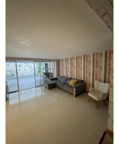 Venta De Casa En El Poblado Los Gonzalez