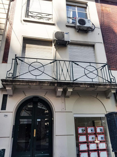 Imagen 2 de 17 de Excelente Duplex Refaccionado A Nuevo - Recoleta