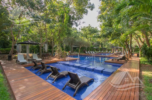 Departamento En Venta En Vaivén Del Mar, Playacar Fase 2