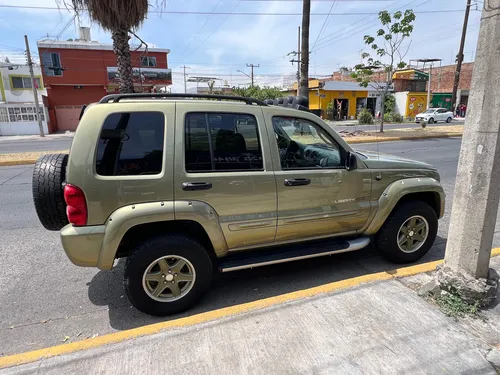 Jeep Liberty Sport 4x4 At