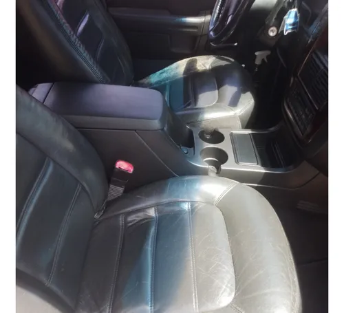 Ford Explorer 4.6 Centennial