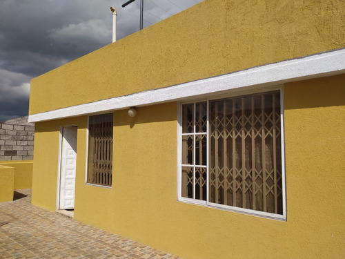 Casa Unifamiliar De 3 Plantas Conocoto De Oportunidad