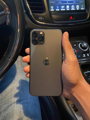 iPhone 11 Pro (Usado)