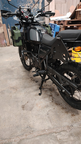Himalayan Bs4 2021 Negra Con Accesorios Y 35.000km