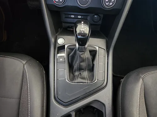 Volkswagen Taos 1.4 Tsi Comfortline At